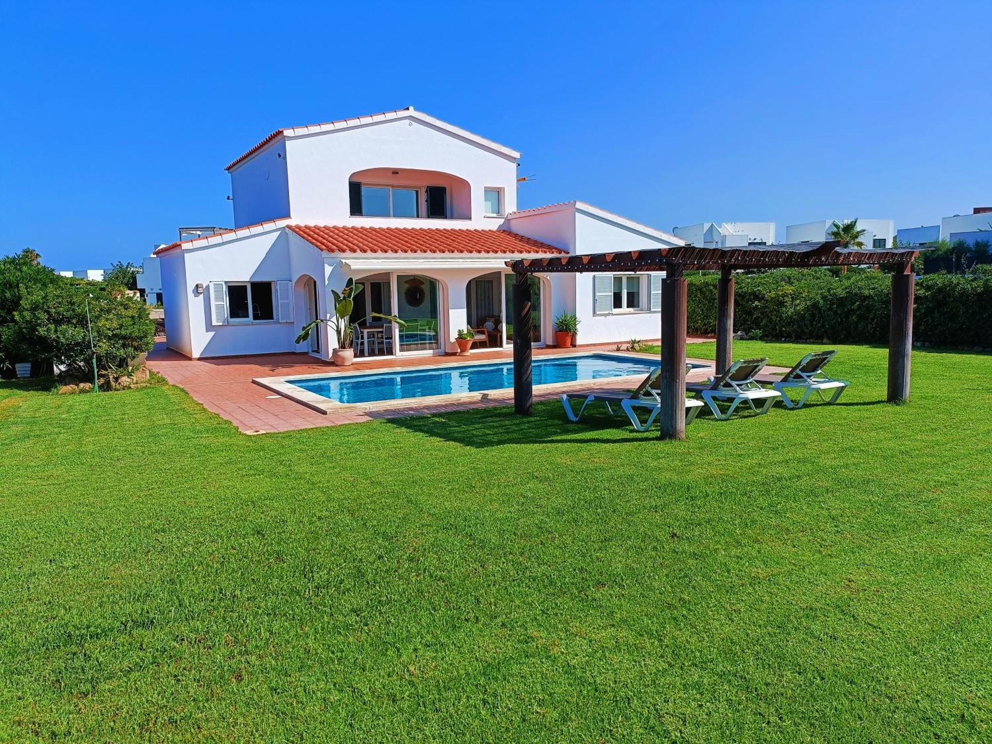 Villa Vega Relax En El Paraiso Es Mercadal Exterior photo